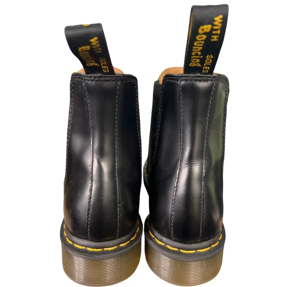 Dr. Martens Unisex 2976 Black Leather Pull On Chelsea Boot Size M 8 W 9